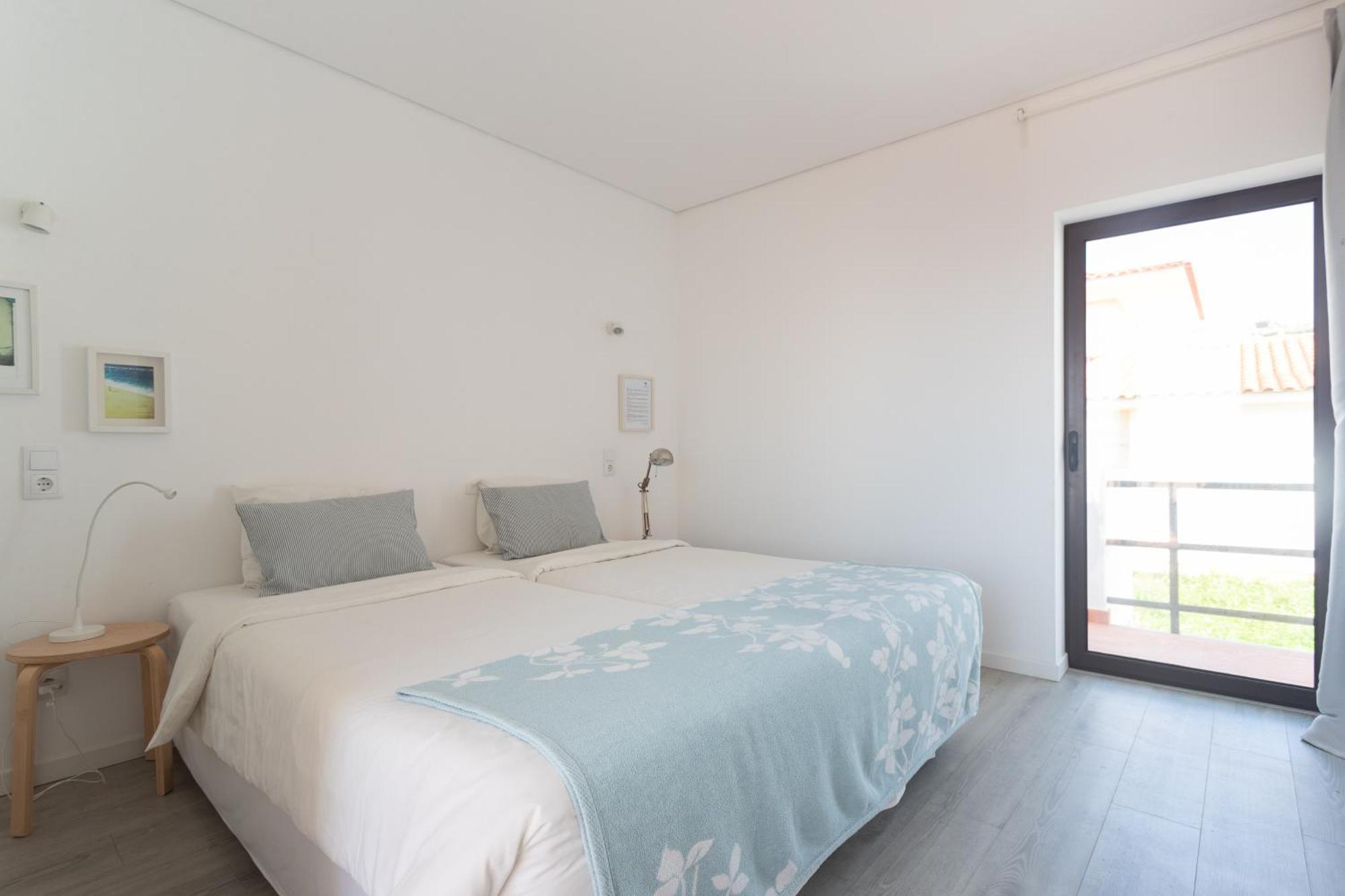 Blue Buddha Beach House Ерисейра Стая снимка